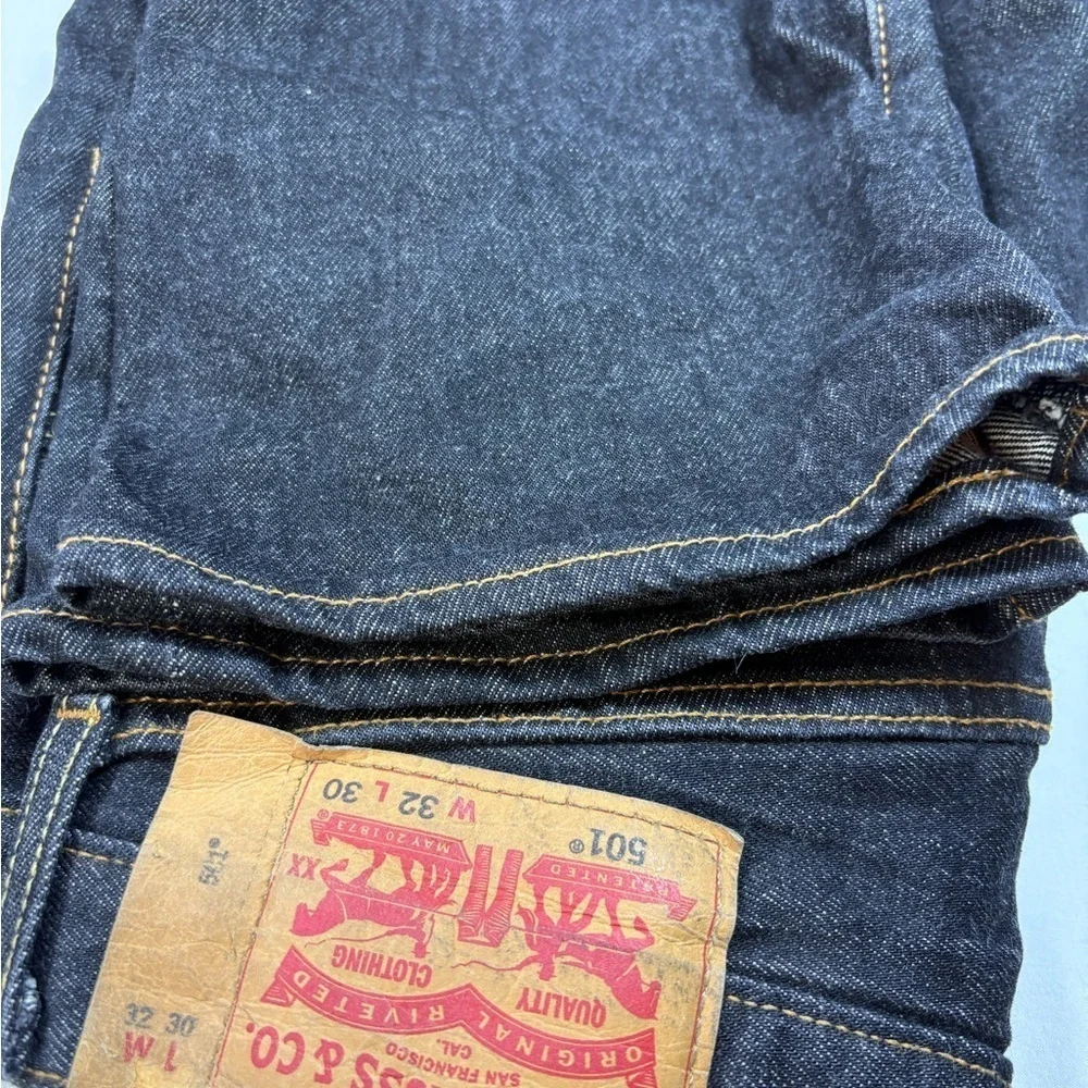 Levi's Men's 501 XX Original Shrink to Fit Button Fly Jeans in Black- Size 32x30